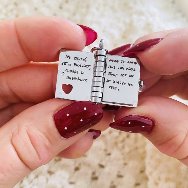 Personalizirani privjesak knjiga